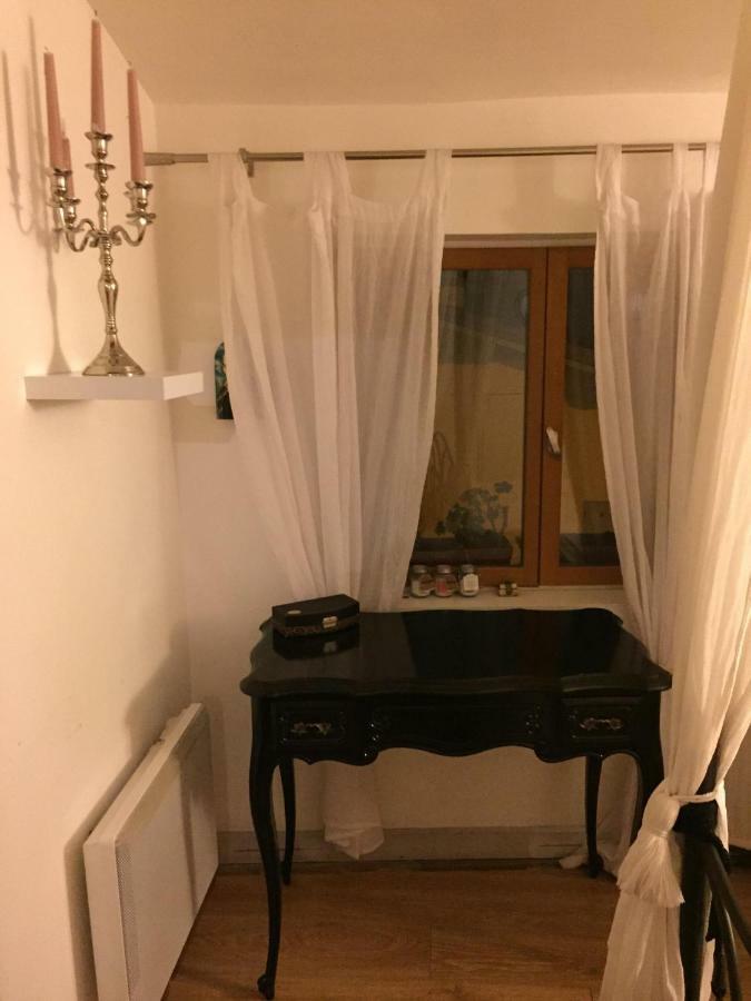 Guesthouse กาเนต์-อ็อง-รูสซียง ภายนอก รูปภาพ